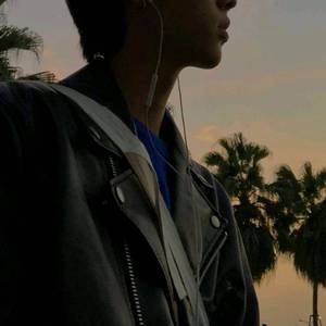 和大奶女人做爱
